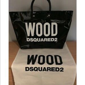 - Black 100% Genuine Wood DSquared2 Tote (DUST BAG NO INCLUDE)